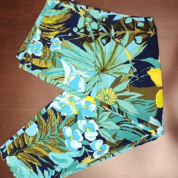 Talbots Petite Tropical Print pull on pants LP - Picture 1 of 8